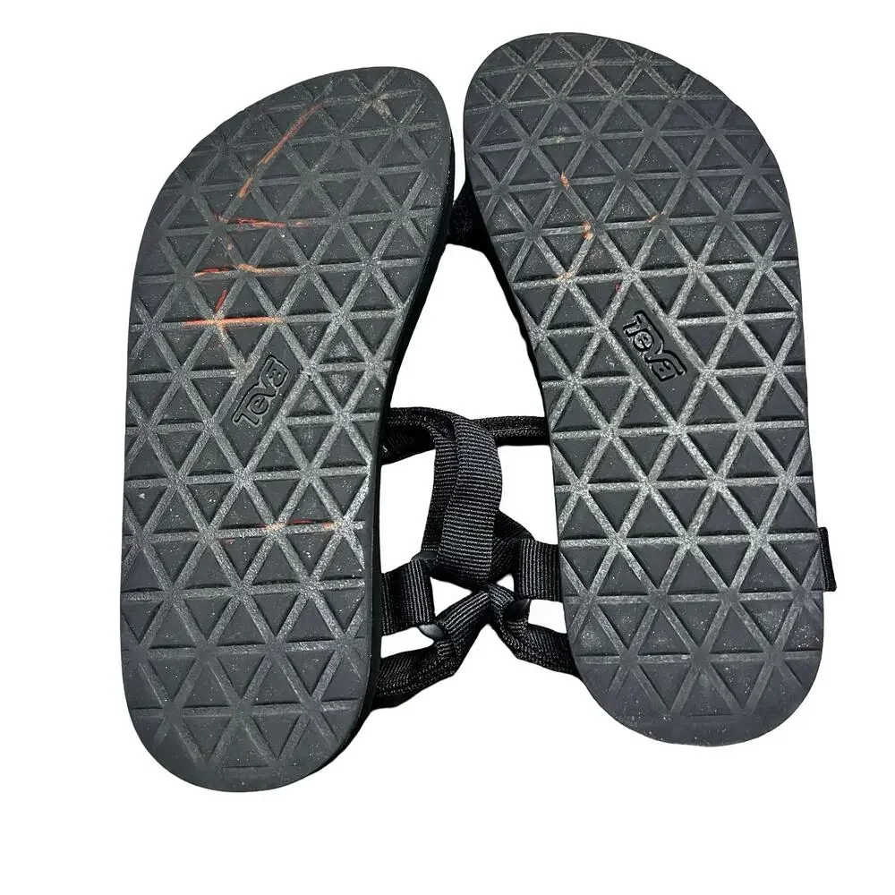 TEVA Big Kids Universal Flat Sandal Black 4